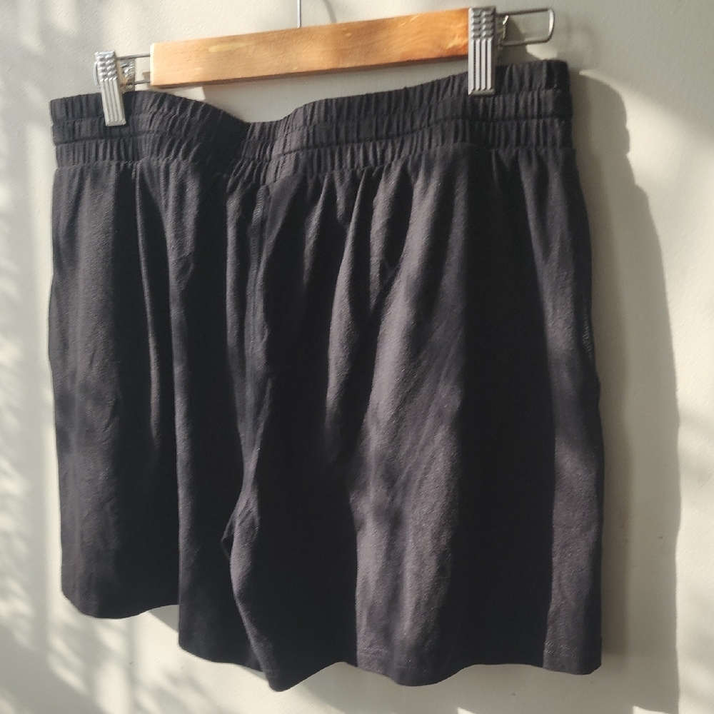 Pacific Trail Black Women's Shorts. New Without Tag - Picture 6 of 9